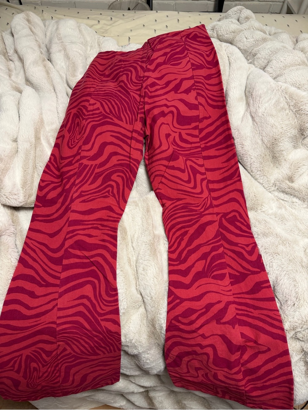 Free People Red & Dark Pink Zebra Flare Pants. Size Large. Slits in front